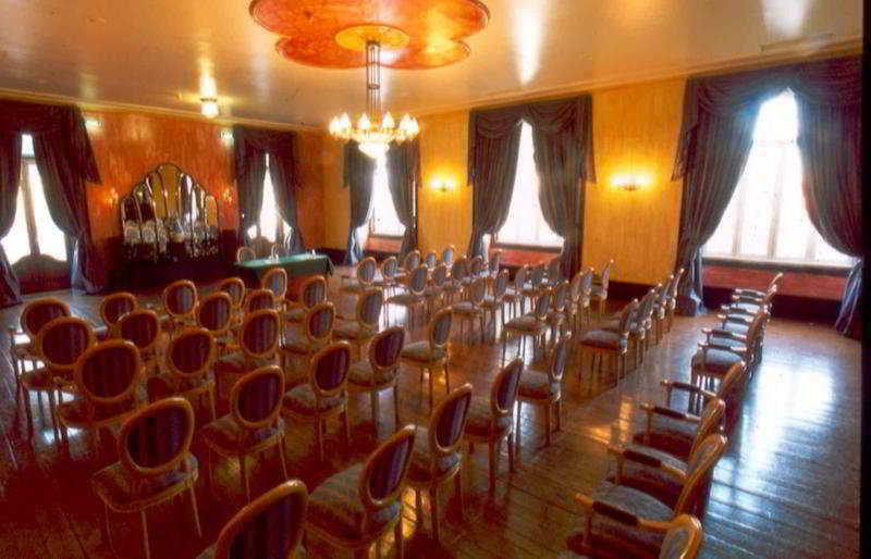 Curia Palace Hotel Spa & Golf Resort Buitenkant foto